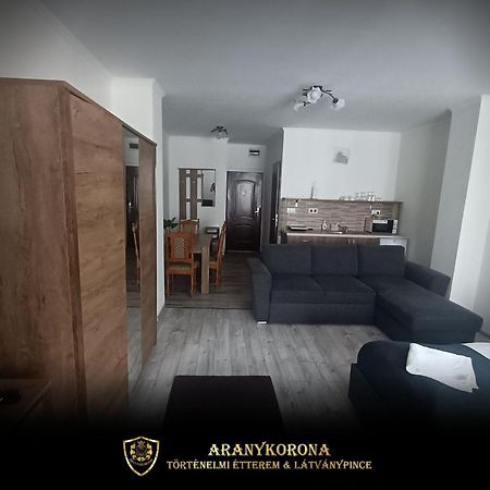 Aranykorona Apartmanház Miskolc Esterno foto
