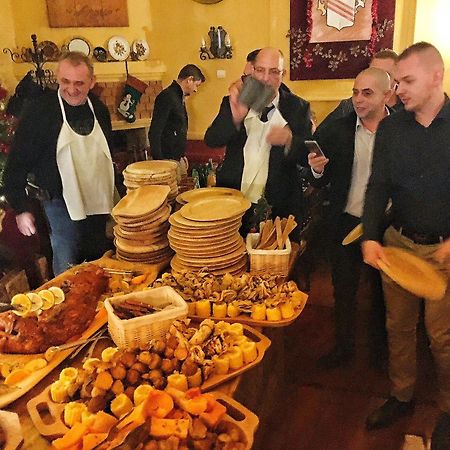 Aranykorona Apartmanház Miskolc Esterno foto