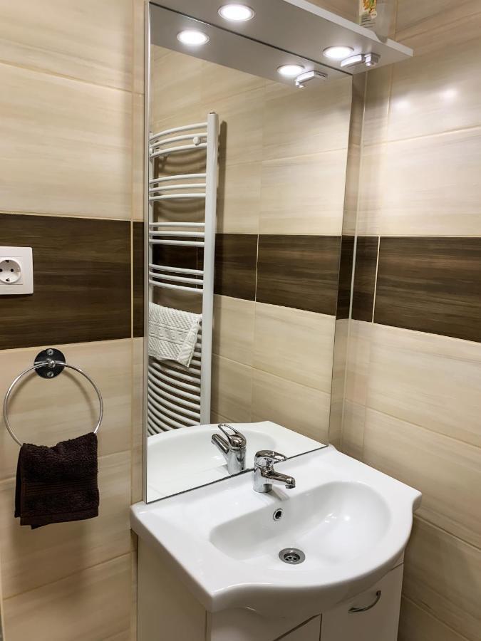 Aranykorona Apartmanház Miskolc Esterno foto