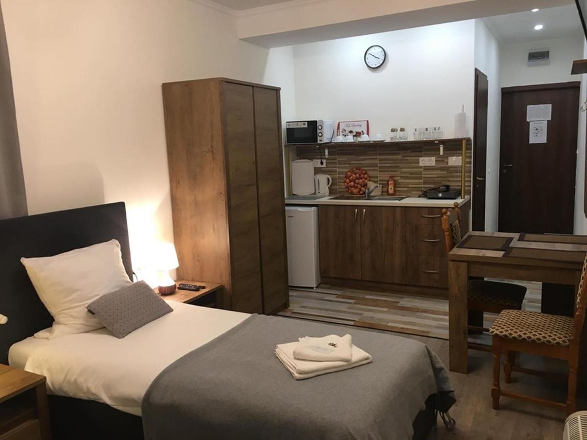 Aranykorona Apartmanház Miskolc Esterno foto
