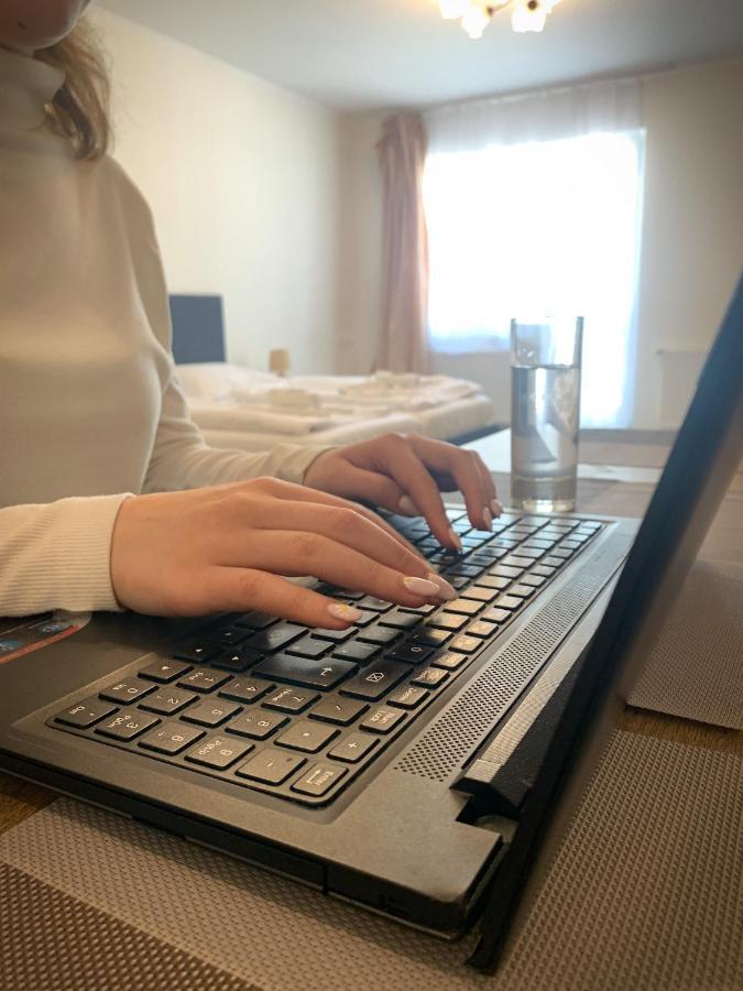 Aranykorona Apartmanház Miskolc Esterno foto