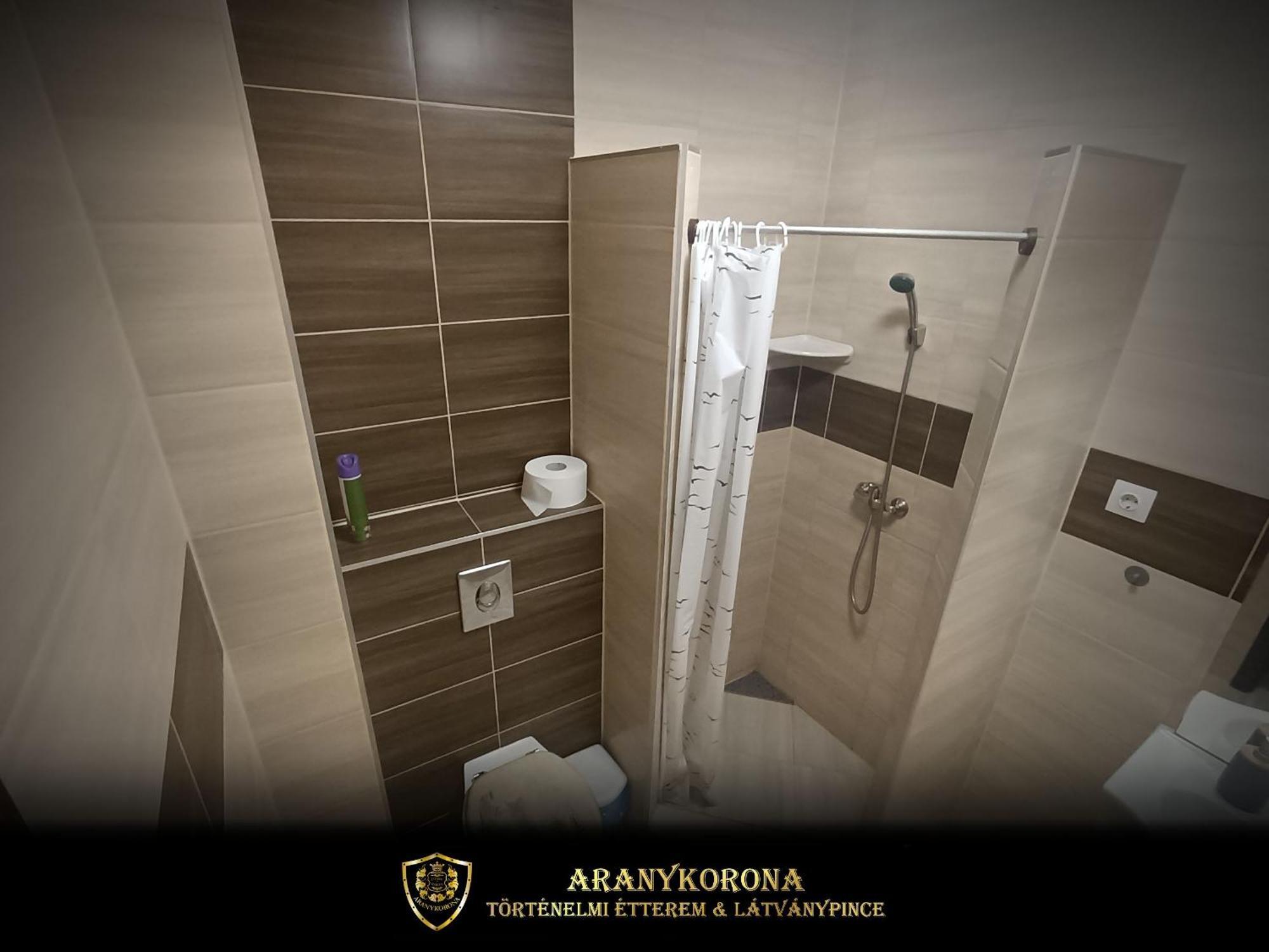 Aranykorona Apartmanház Miskolc Esterno foto