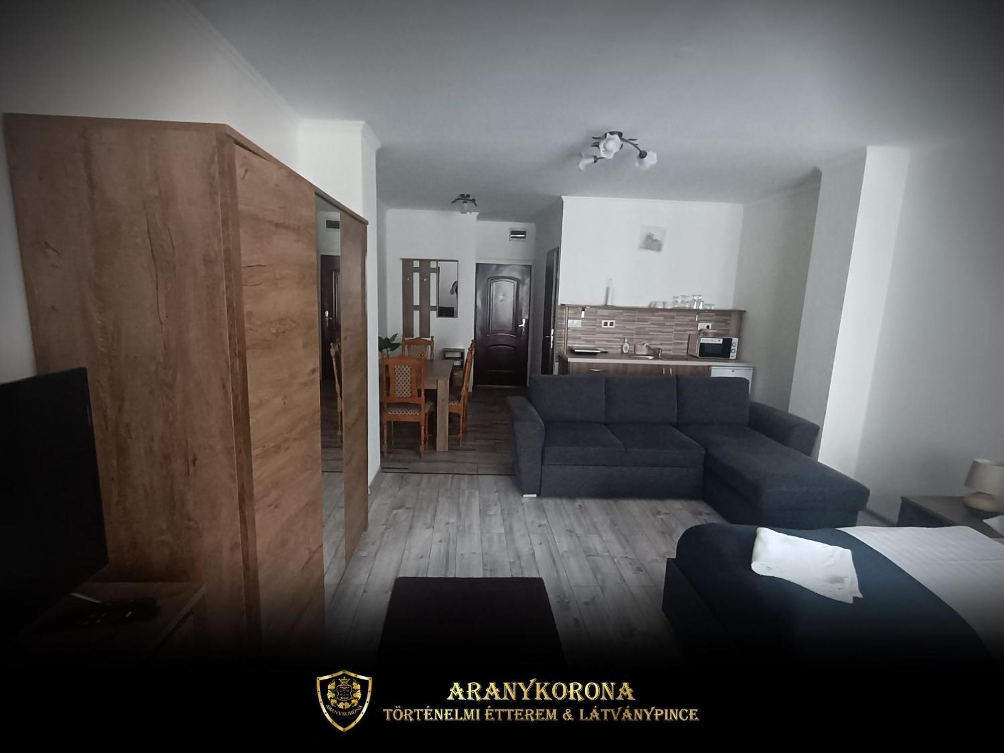 Aranykorona Apartmanház Miskolc Esterno foto