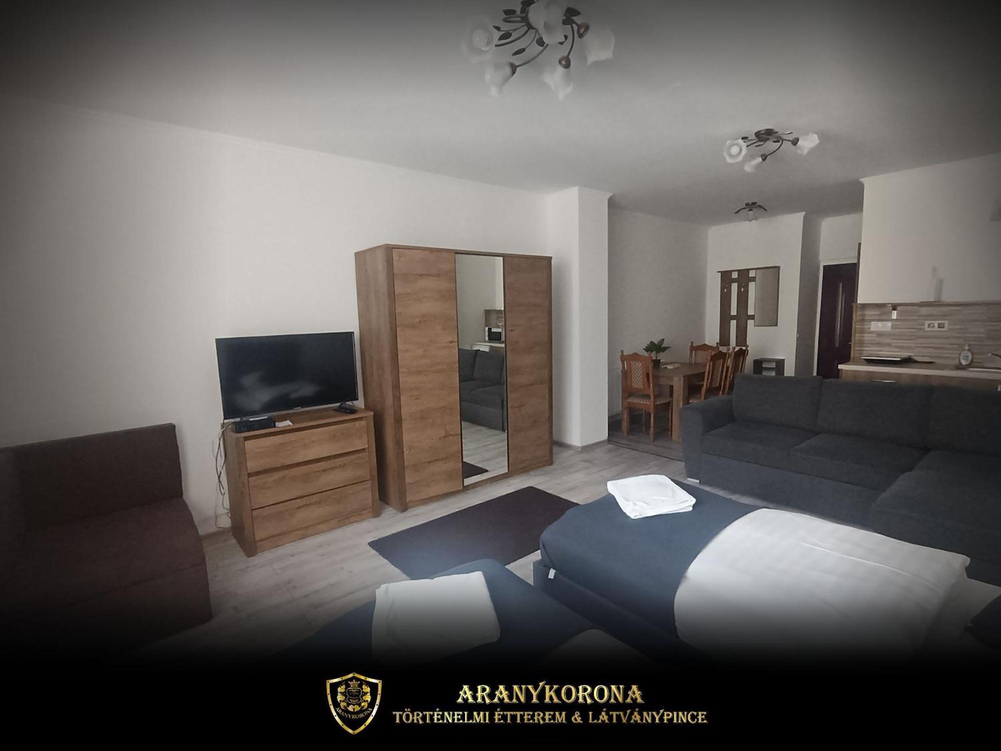 Aranykorona Apartmanház Miskolc Esterno foto